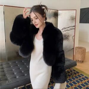 Real Fox Fur Coat L Size fits For Women With Collar  Short Style